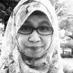 40.-Julia-Hartini